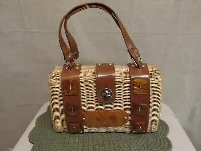 Vintage 1960's Stylecraft  Of Miami Natural Wicker & Lucite Basket Purse • $31.99