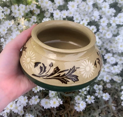 £30.99 • Buy Rounded Bowl Vase Crosse And Blackwell Soho London Pottery Queen Endoursed