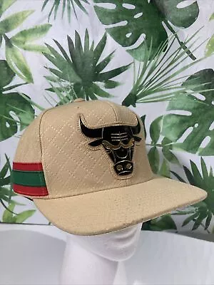 RARE Chicago Bulls Gold Knitted SnapBack Hat Mitchell & Ness Luxury • $51