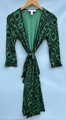 Diane Von Furstenberg Julian Dress 4 Green Black Geometric Silk Wrap • $58.49