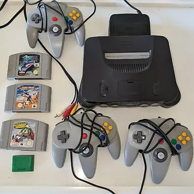 Nintendo 64 N64 Console Bundle Lot + 3 Games + 3 X Controller • $150