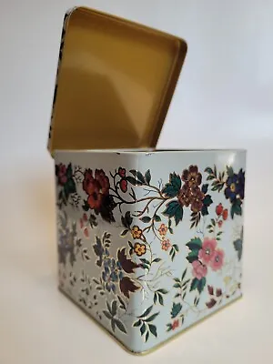 Vintage Collectible Daher Made In England Floral Hinged Lid Tin • $40