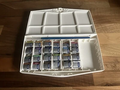 £23.95 • Buy Winsor & Newton Cotman Watercolour Half Pan Travel Set 24 New*