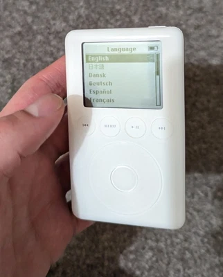 £64 • Buy Apple IPod Classic 3rd Generation White (20GB) A1040. New Battery.