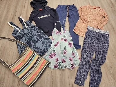 $120 • Buy Tigerlily Pants Tops Dress Womans Size 10