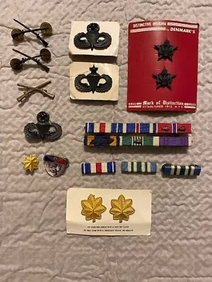 Vietnam War Era US Army Ribbon Bars Pins And Insignias 14 Pieces • $3.99