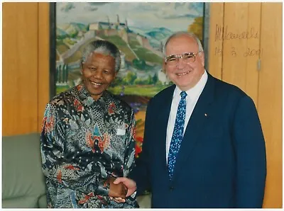 Mandela Nelson (1918-2013) - Signed Photograph • $1045