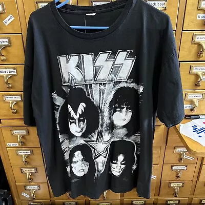 Vintage Kiss Farewell Tour Graphic Band T-Shirt Size XL Rock Band Shirt • $50