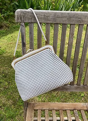 $17.50 • Buy Vintage Oroton Mesh Handbag White With Purple Lining Very Good Clean Condition