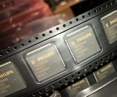 PHILIPS P83C51RB+4A Microcontroller 8-Bit MROM 8051 CPU 16MHz CMOS PQCC44 • $3.99