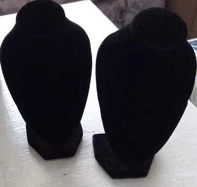 £19 • Buy 6 ¾ Inch Tall Black Velvet Jewellery Shop Display Stand For Necklaces & Pendants