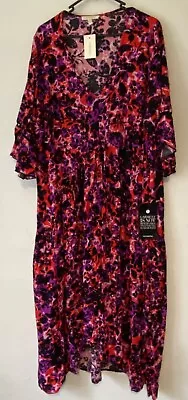 $40 • Buy City Chic Coedition Loralette Dress Valencia, Size 18/20, Brand New, With Tags