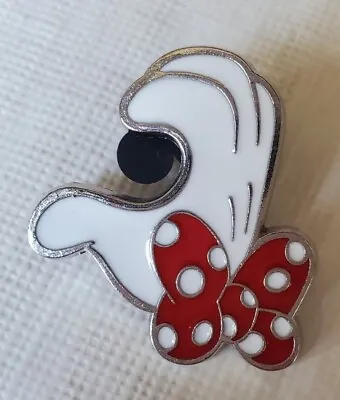 Minnie Mouse Right Hand Half Heart Glove Individual Disney Park Trading Pin❤ • $7.50