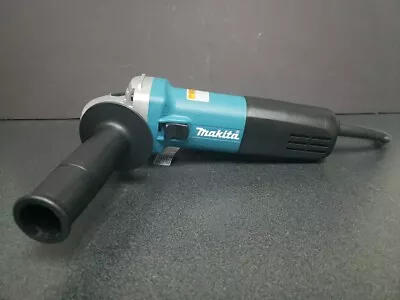 Makita / 9557NB / 4-1/2  / Angle Grinder • $75.95