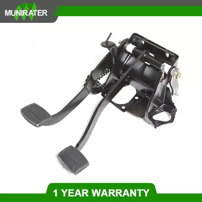 For 92-97 F250 F350 & 92-96 Ford F150 Broncov F3TZ2455A Brake Clutch Pedal • $82.99