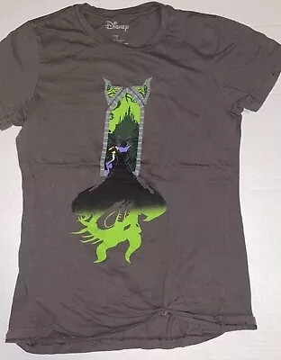 Disney Maleficent Juniors Shirt Size Small Pre Owned • $7.92