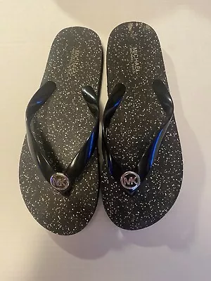 Michael Kors Flip Flops 8 • $10