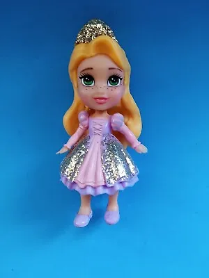 Rapunzel Tangled Mini 3.5  Doll Posable Figure Gold Sparkle Tiara & Dress  • $3.99