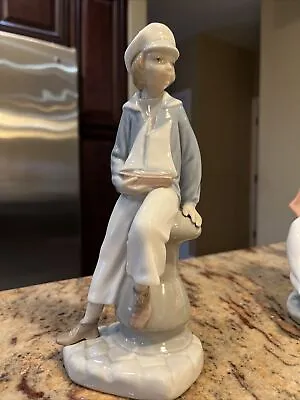 Lladro Figurine #4810 Sailor Boy With Yacht • $50