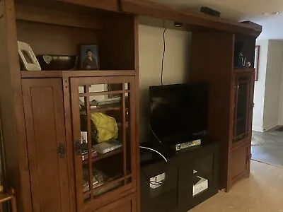 Entertainment Center Wall Unit • $100