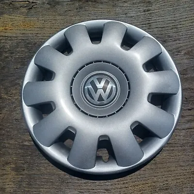 Volkswagen Jetta Hubcap 2001 2011 Fits 15 Inch Wheel 1J0 601147 P  Repainted • $44.95