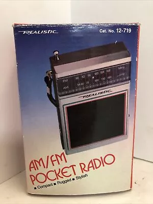 Vintage RadioShack Realistic AM/FM Pocket Radio - 12-719 • $24.95