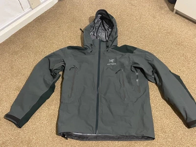 £350 • Buy Arcteryx Beta AR Jacket Size Large