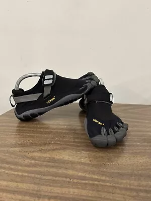 Vibram FiveFingers Treksport Women's SZ 40 Black Barefoot Running Shoes Hiking • $30