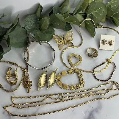 Vintage Lot Costume Jewelry Avon Monet Gold Tone Necklace Bracelet Earrings Ring • $3.24