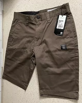 Volcom Men's Size 30 Frickin Modern Stretch Brown Chino Shorts Surf Skate NWT • $19.99