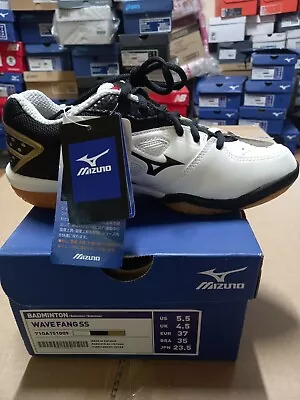 Mizuno Wave Fang SS Badminton Shoes Wide White Racquet NWT 71GA151009 US5.5 • $125.91