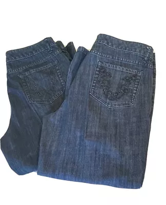 Motto Essential Denim Capri Size 10 LOT OF 2 Capris.  Back Pocket Designs Differ • $20