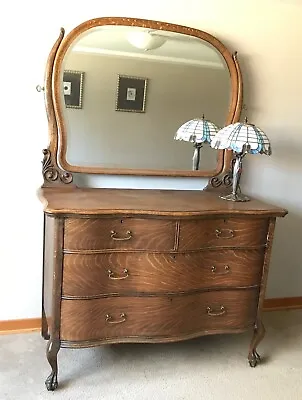 Antique Oak Serpentine 4 Drawer Dresser With Mirror  • $650