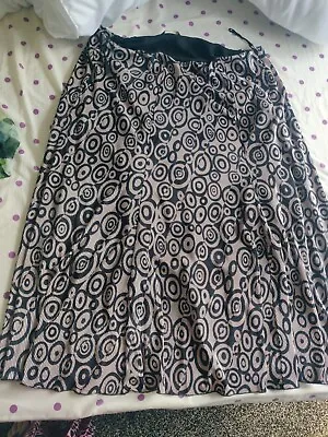 £9.99 • Buy Forever By Michael Gold Skirt Xl