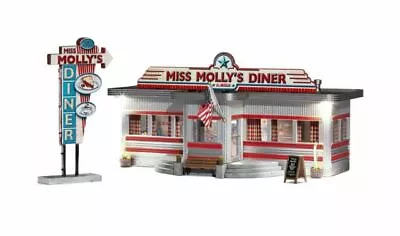 Woodland Scenics N Scale Miss Molly's Diner Built & Ready #4956~NEW In BOX • $45.99