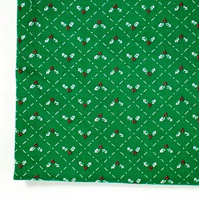 Vintage Cotton Quilting Fabric Christmas Holly Berries Green BTHY Half Yard • $5.38