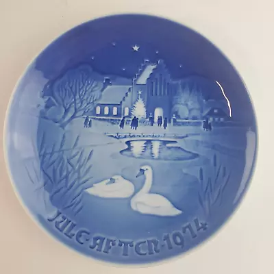 B & G Copenhagen Porcelain 1974-Jule After Plate Christmas In The Village 7.25  • $8.91