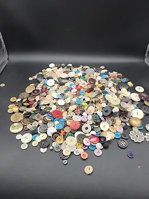 Mixed Lot Of Vintage Buttons Brass Wood Plastic Cabachon Retro Almost 2 Lbs • $18