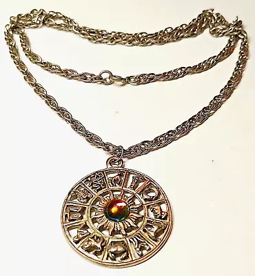  SG9  --ZODIAC Signed Vintage Horoscope Calendar Silver Tone Pendant Necklace • £6.50