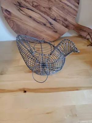 Vintage Metal Chicken Wire Egg Basket 7  • $12.95
