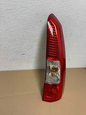 2005 2007 2007 Volvo V70 Wagon Right Passenger RH Side Tail Light Oem 5433N DG1 • $26.50