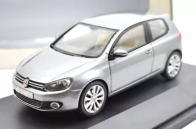 Model Car Scale 1:43 VW Golf 5 Diecast Vehicles Road For Collection Car • $48.33