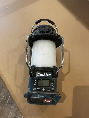 Makita 40v  AM/FM  Bluetooth LXT Radio Lantern Lamp • £10.50