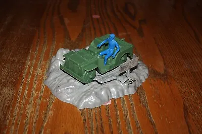 Rare MPC Army Battlefront Complete Working Exploding Road And Jeep - Marx • $57.99