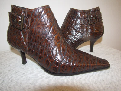 $25 • Buy Donald J. Pliner Loni Sharp Brown Croc Print Leather Heeled Ankle Booties 7.5m