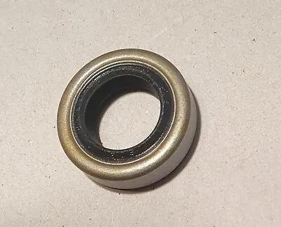 Kawasaki Oil Seal 92051-005 • $6.50