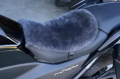 Alaska Leather Pillion 1 Sheepskin Buttpad Sheepskin Motorcycle Seat Cover • $79.99