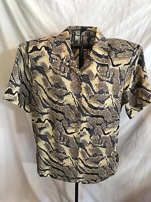 Voir Collection XL Animal Print Short Sleeve Blouse READ DESCRIPTION • $9.94