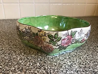 Maling Lustre Quatrefoil Shape Green Rosine Bowl. • £8