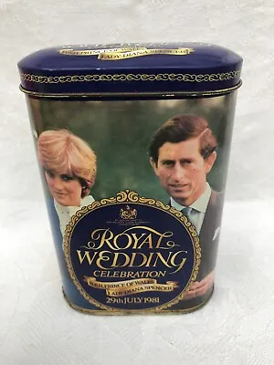 1981 Prince Charles & Diana Royal Wedding Celebration Confectionery Tin • £8